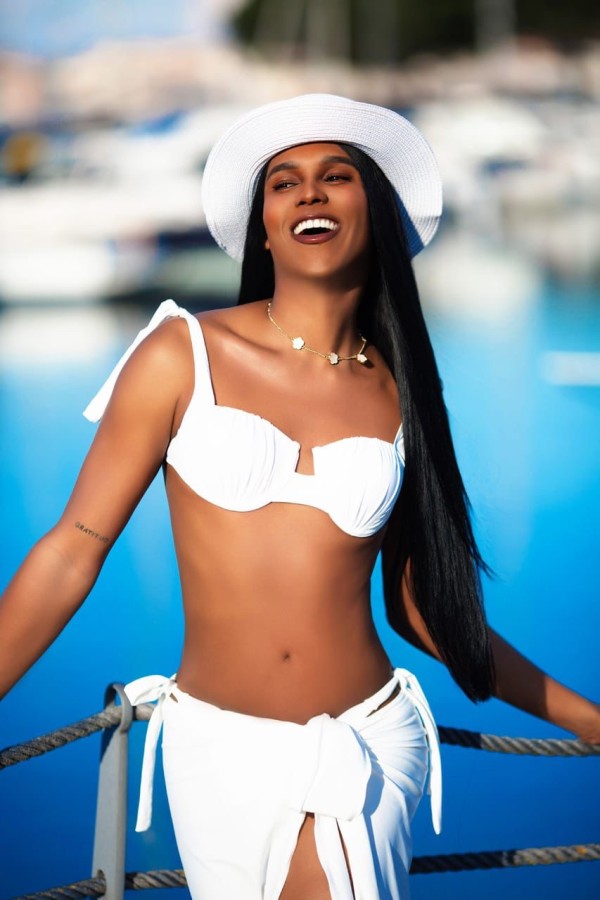 Nia – segunda foto