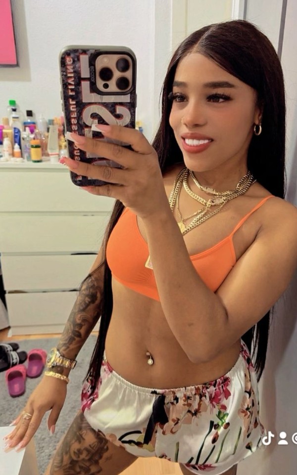 Kataleya – segunda foto